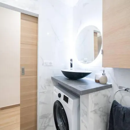 - Carre D'or * 尼斯